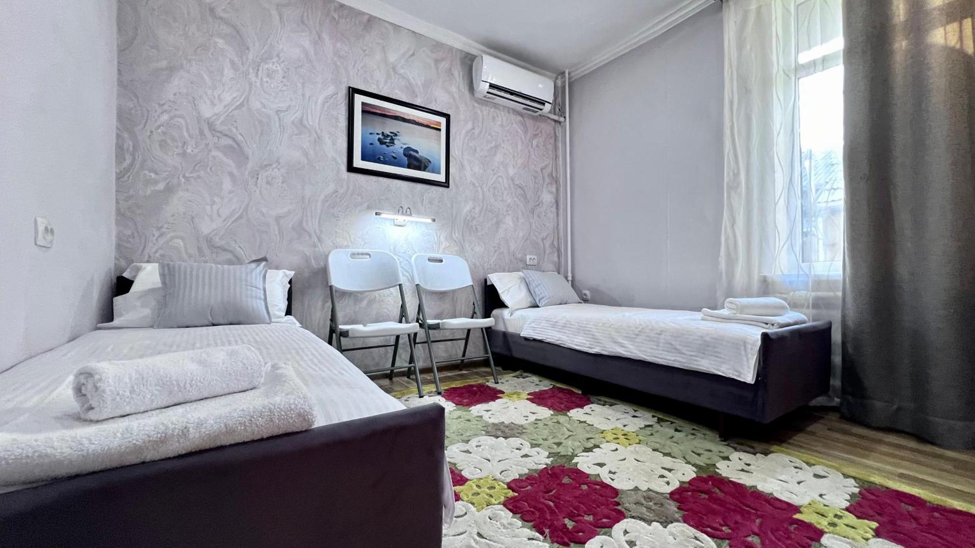 Frodo Tashkent Exterior foto